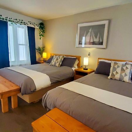 Lofts Fleuve Et Montagnes Motel Sainte-Anne-de-Beaupré Екстериор снимка