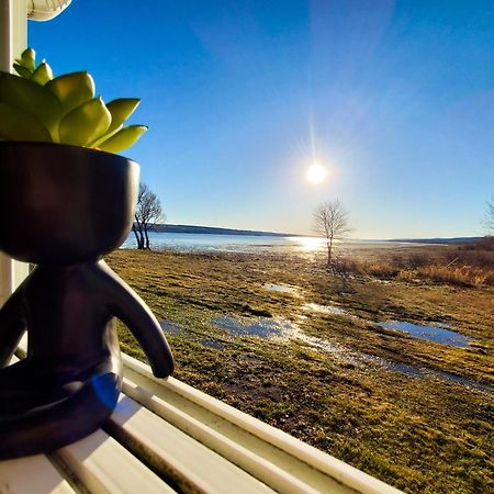Lofts Fleuve Et Montagnes Motel Sainte-Anne-de-Beaupré Екстериор снимка