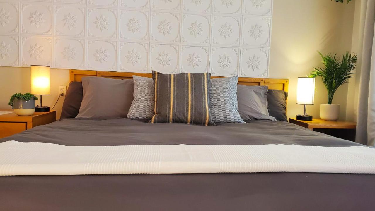 Lofts Fleuve Et Montagnes Motel Sainte-Anne-de-Beaupré Екстериор снимка