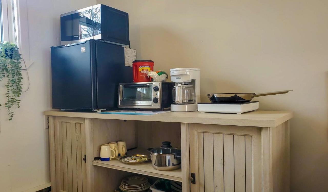 Lofts Fleuve Et Montagnes Motel Sainte-Anne-de-Beaupré Екстериор снимка