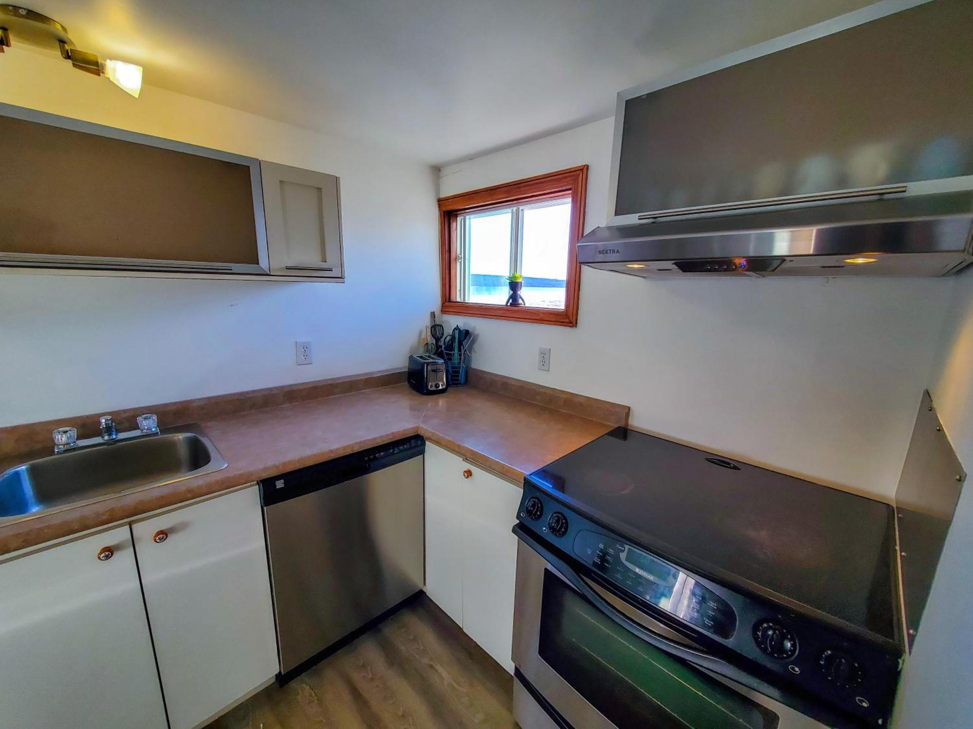 Lofts Fleuve Et Montagnes Motel Sainte-Anne-de-Beaupré Екстериор снимка