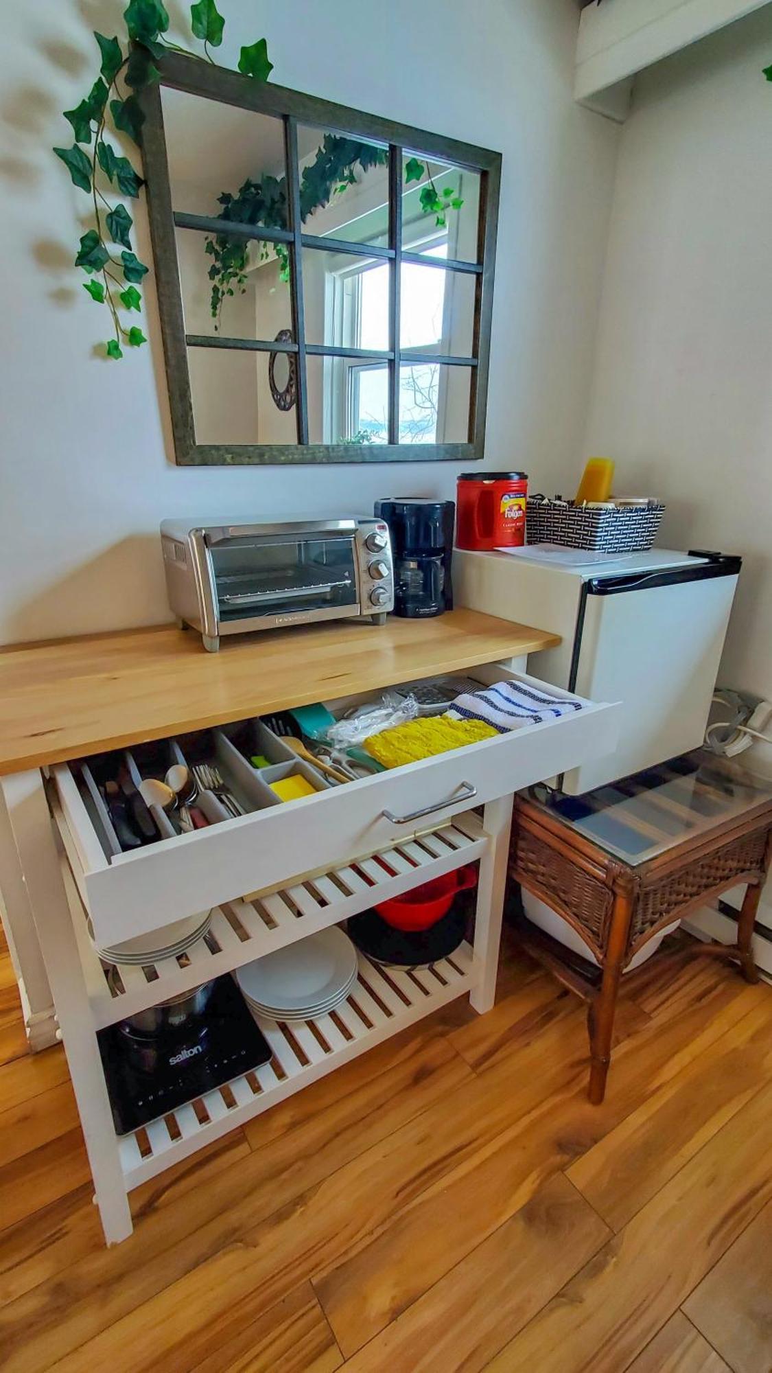 Lofts Fleuve Et Montagnes Motel Sainte-Anne-de-Beaupré Екстериор снимка